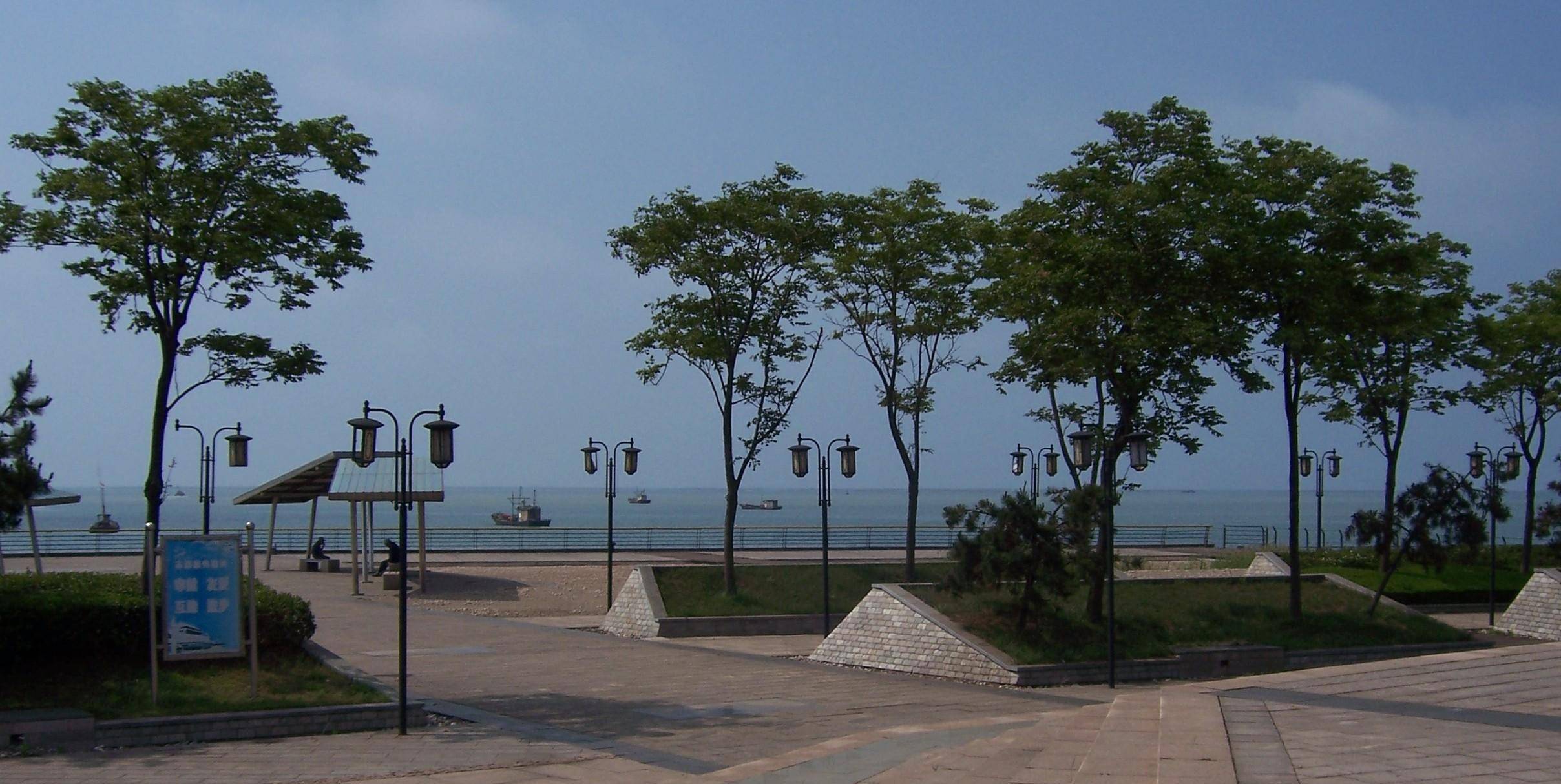 日照岚山区,一座适合休闲,旅游的小城,景区,公园大多免费_海上_碑刻