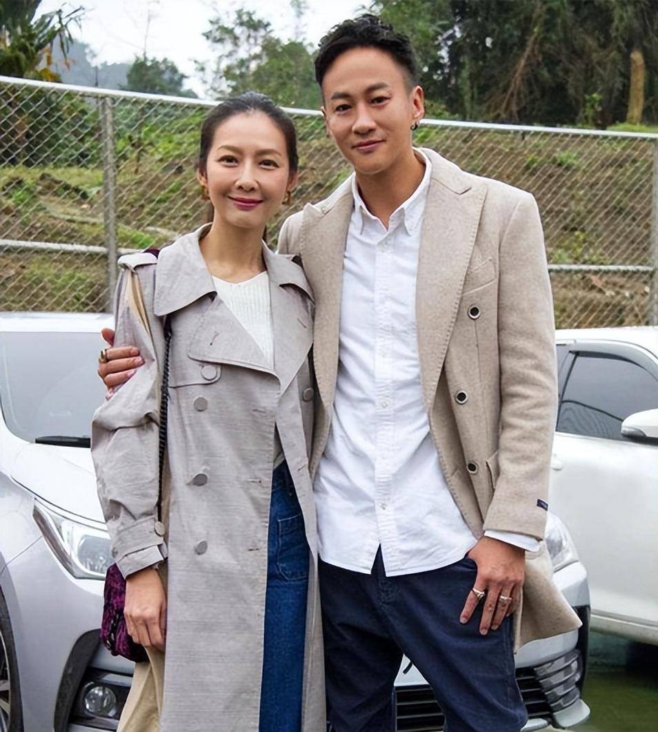 《风云》20年后演员现状,第三猪皇已逝,何润东娶柜台女职员_江祖平