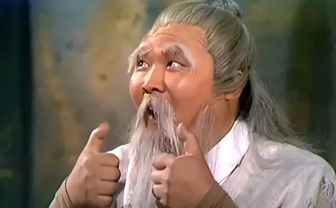 剧中凭借精彩的演技,秦煌把那个90多岁高龄但心智却只有几岁的"老顽童