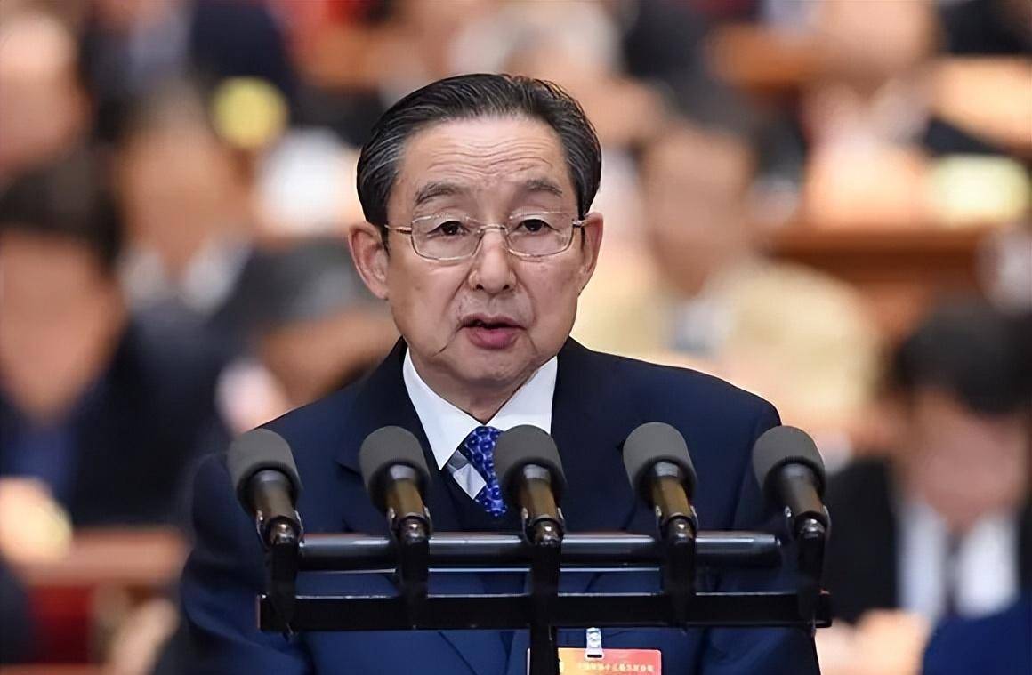 他是谢富治的女婿,曾任二炮政治委员,2006年被晋升为上将_彭小枫_彭