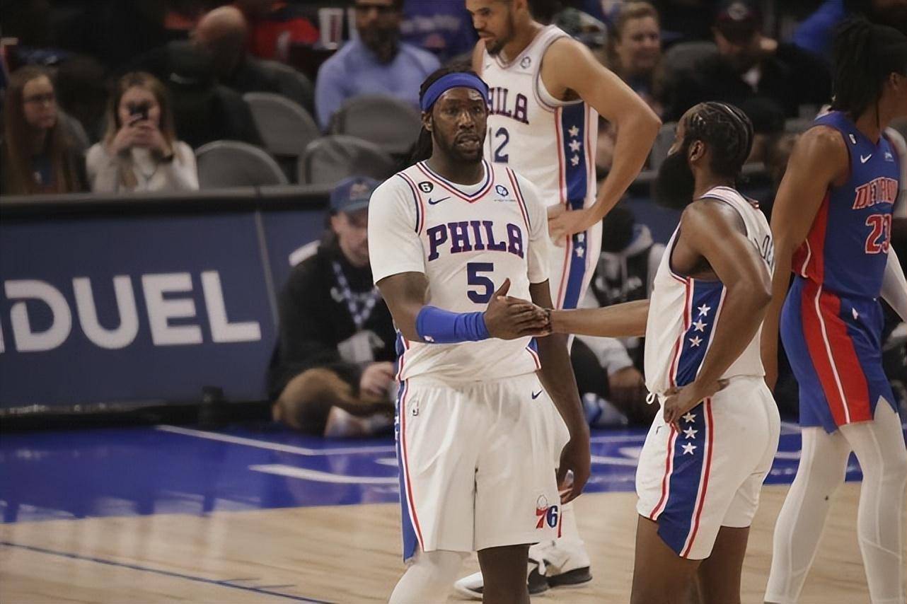 哈登"经济型三双"助76人123-111胜活塞,大湿总算是调养了一场_马克西