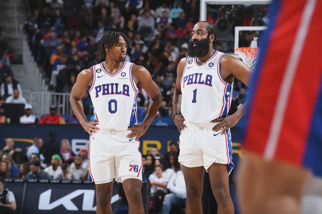 哈登"经济型三双"助76人123-111胜活塞,大湿总算是调养了一场_马克西