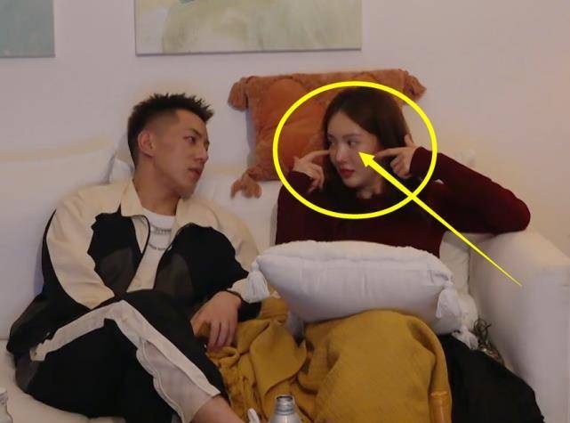 女儿恋爱:卡斯柏"打探"金晨最终抉择,金晨含泪告知,他不死心_发展