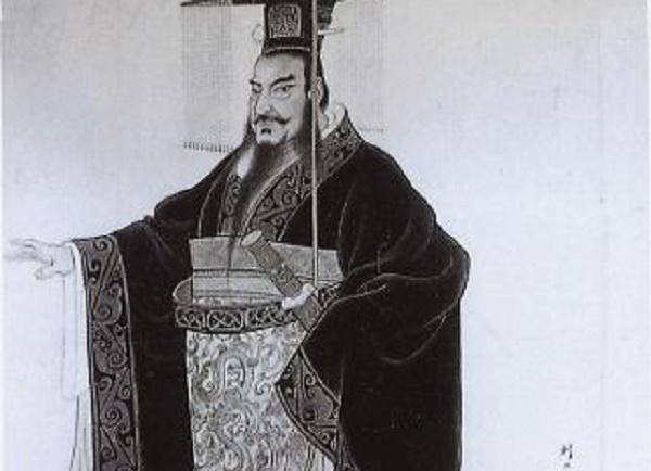 秦王嬴政听后哈哈大笑起来.