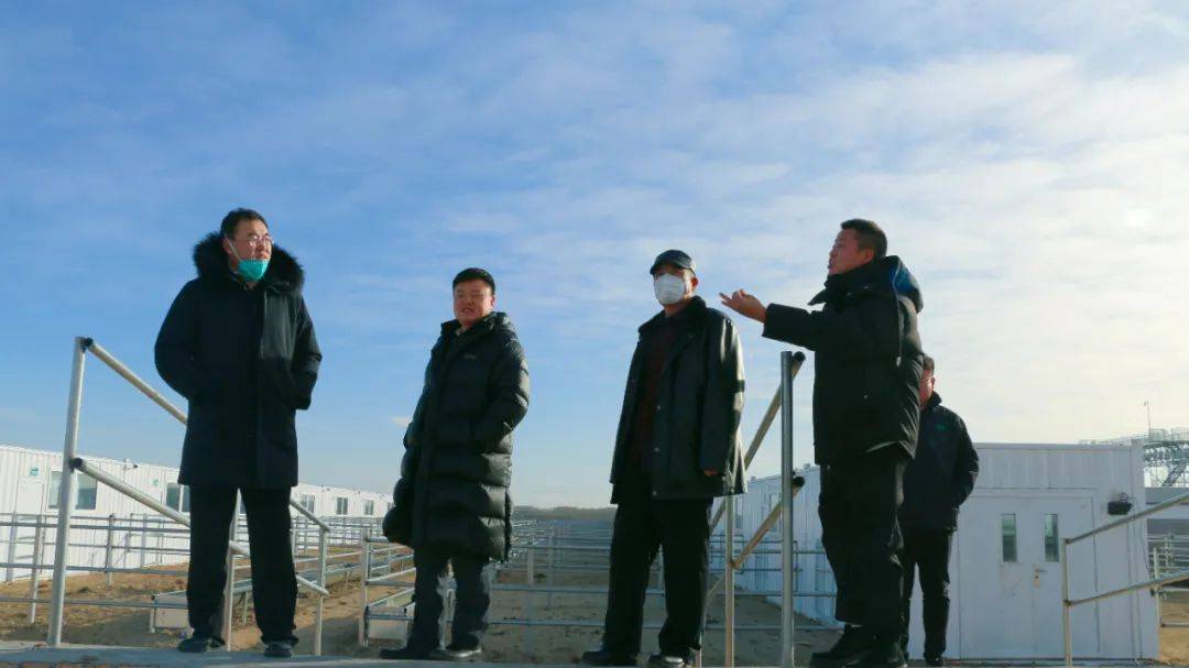 正蓝旗副旗长照日格赛汉一行到草都张北草牧都园区及和林格尔草牧业