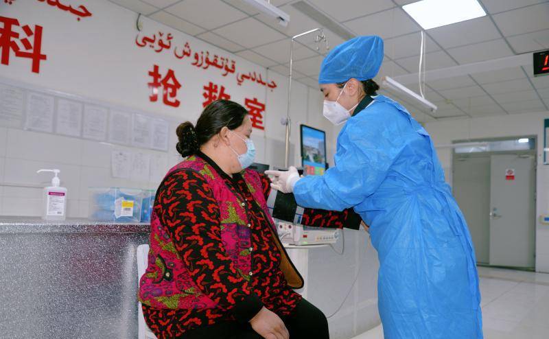 切实满足群众就诊需求 全力以赴守护群众身体健康_张亚辉_患者_医学科