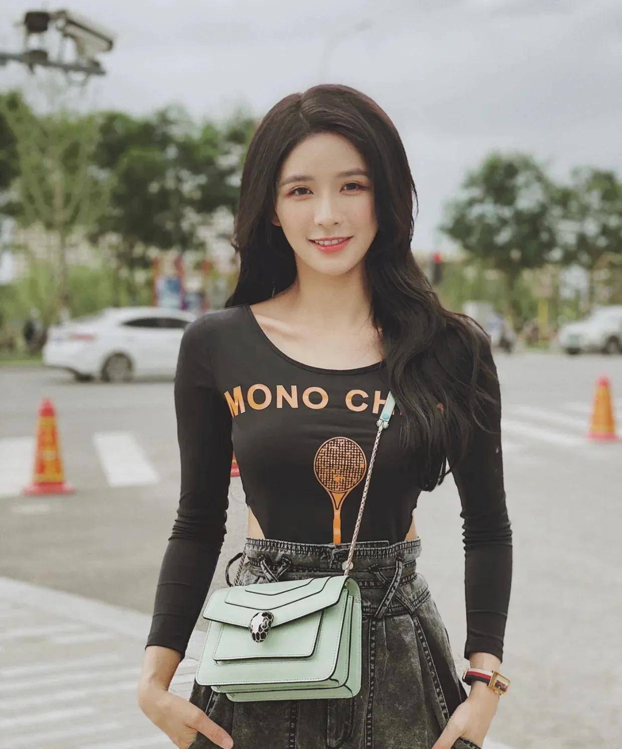 蔡卓宜清纯甜美的外表之下有一具完美的身材,是个男人都会想娶她_青春