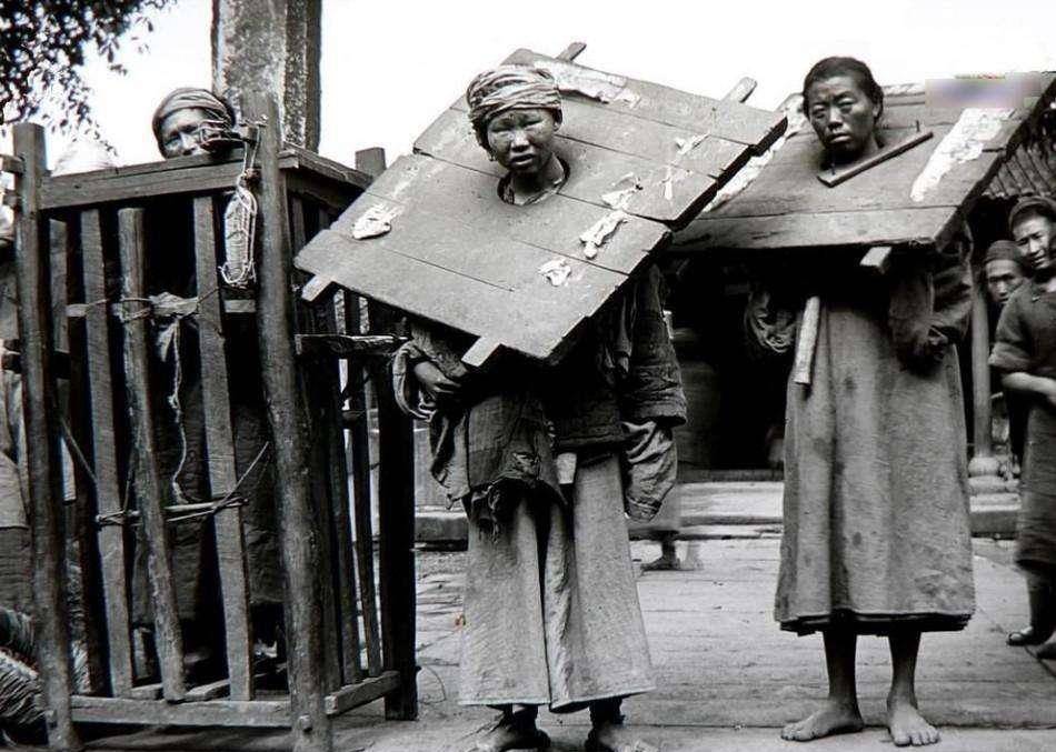 古代女囚发配边疆,路途险恶人迹罕至,为何官差们却抢着押送?