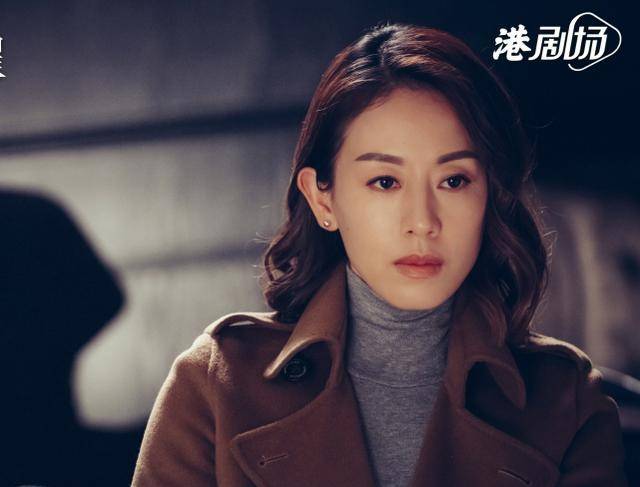 前tvb小花梁靖琪出现严重孕吐获老公和2岁儿子悉心照顾_照片_一家人