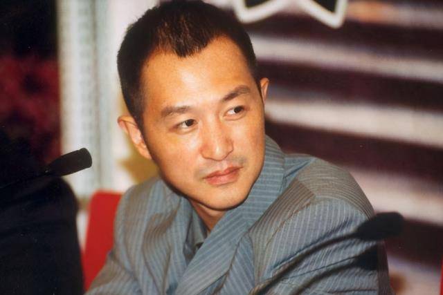 著名歌手因《大中国》一夜成名,34岁却死在母亲怀里_高枫_歌曲_音乐