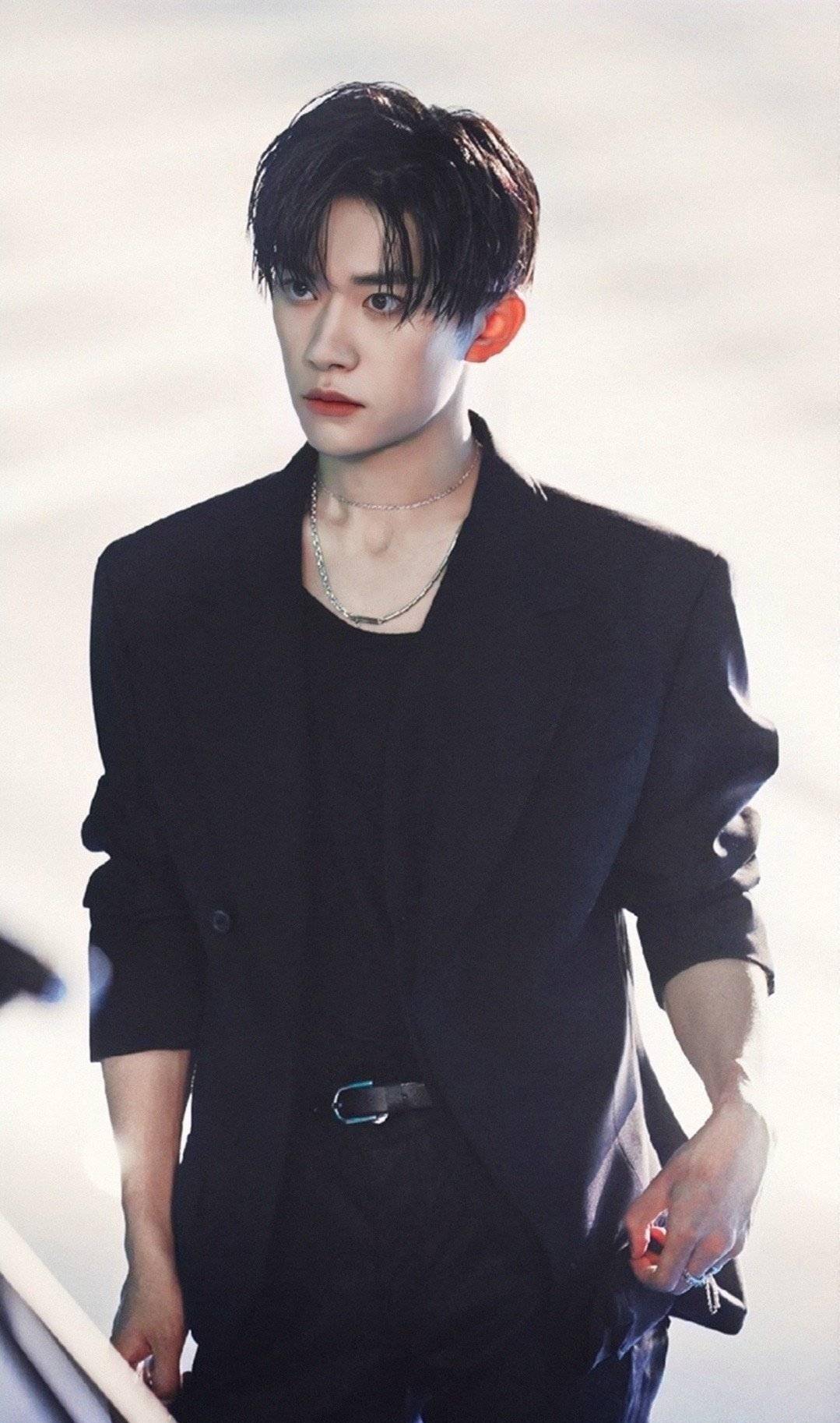 易烊千玺的弟弟易烊昱华,记忆力天才,7岁破盲拧吉尼斯世界纪录!