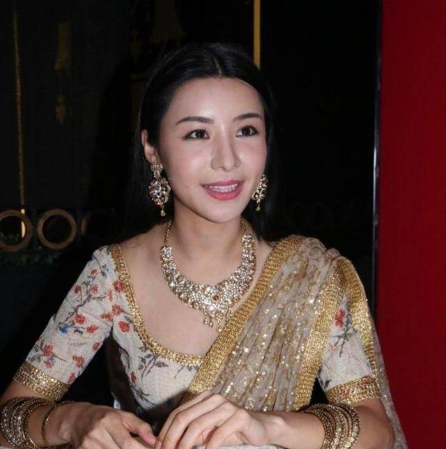 沈震轩女友自曝背着男友与印度男激吻,张建声只收十分之一片酬_陈欣妍