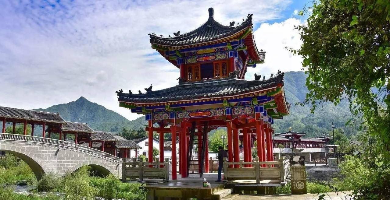 陕西这座千年古镇,被誉为"秦岭第一镇",距离汉中市车程3小时_华阳_被