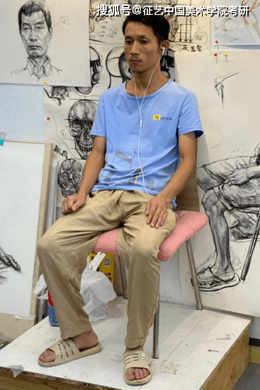 素描示范 | 全身像下笔步骤要点全解析_人物_关系_线条