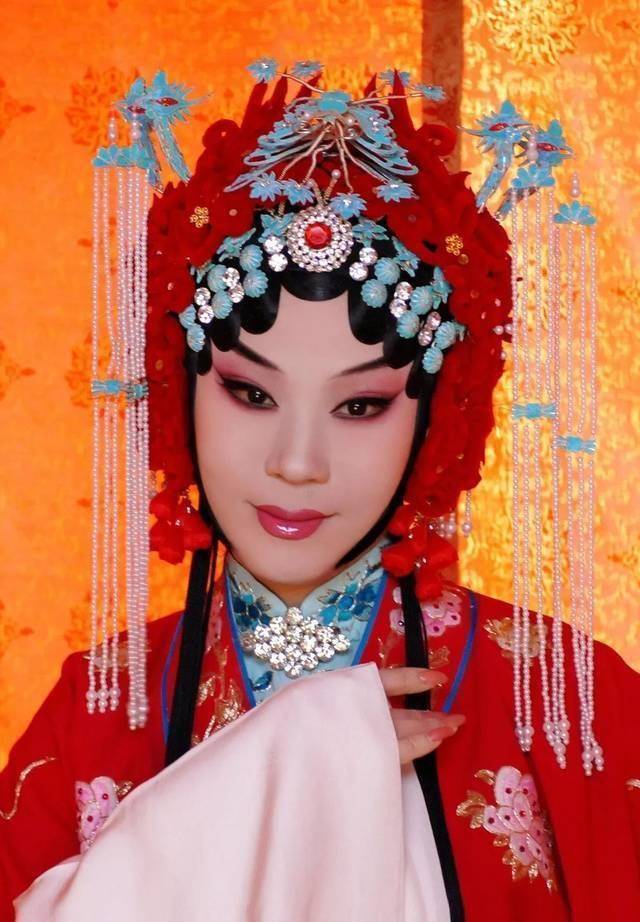 《青霜剑》,,《女儿心》,《亡蜀鉴》,《碧玉簪》,《马昭仪》,《玉镜台