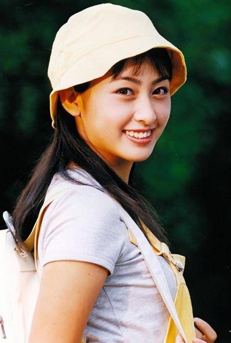 雅琦032023年1月20日,李子雄在抖音发布了自己与王雅琦的视频,并配文