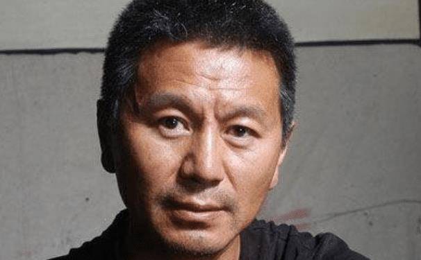 吴若甫娶小22岁娇妻,不被网友看好,10多年以来却恩爱如初_生活_婚姻