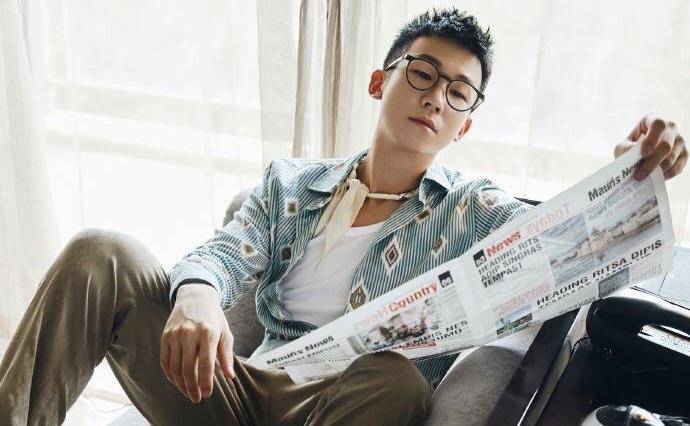 出道时陈坤力挺,音乐追梦路顺利,如今的白举纲,更是收获了幸福_感情