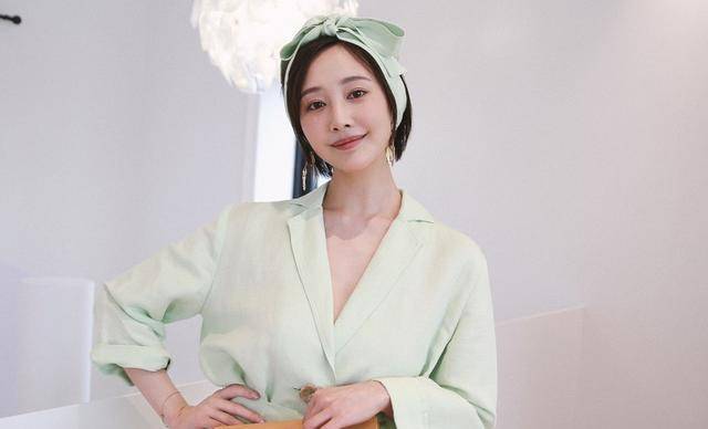 这位美女跟刘瑞瑞一样,也出现在《庆余年》里,她在这部电视剧的角色