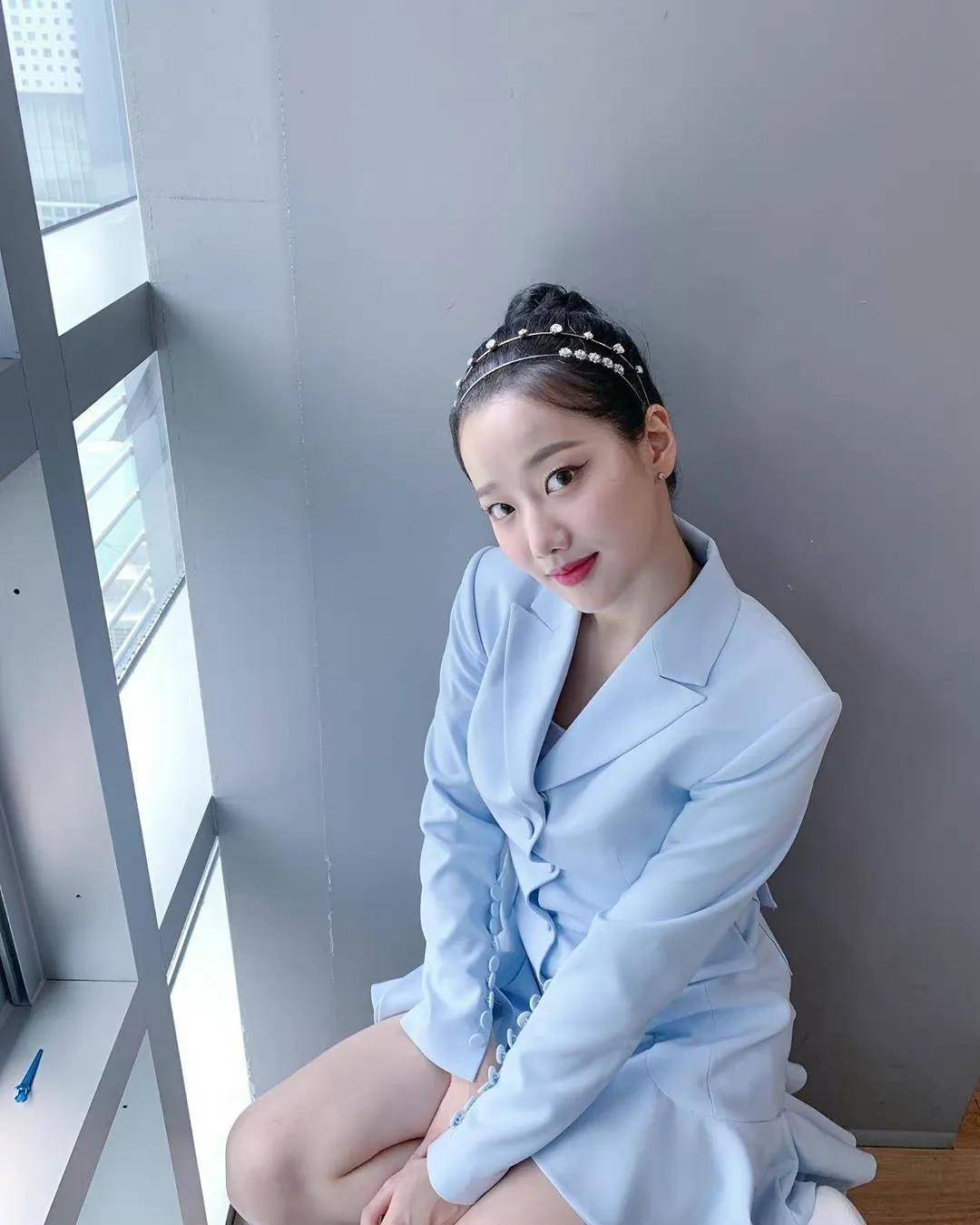 韩国女星李娜恩清纯可爱,因霸凌退圈,现在转行当演员_李玹珠_april