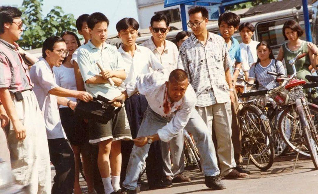 最后,事情说清楚了,刘德龙愿意拿出5万解决这事,把赵小帅的医药费和