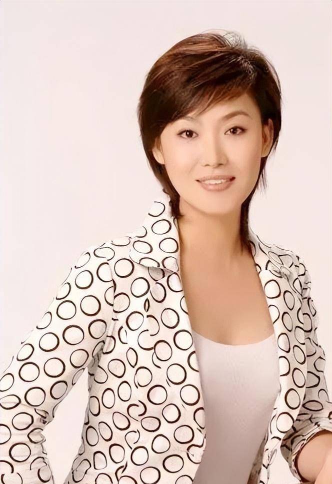 郑丽的心里又产生了一个更大的目标,那就是进入中央电视台