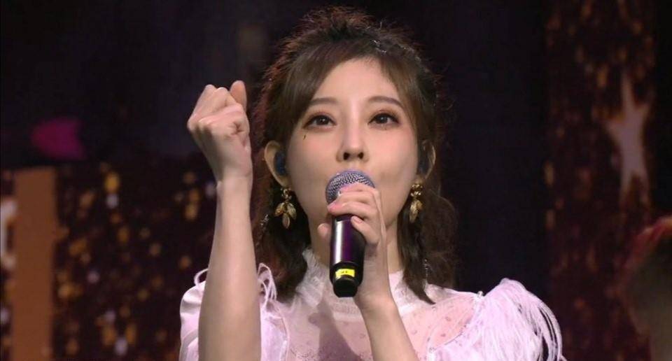 东方风云榜众星云集,冯提莫实力出镜,重新定义歌手身