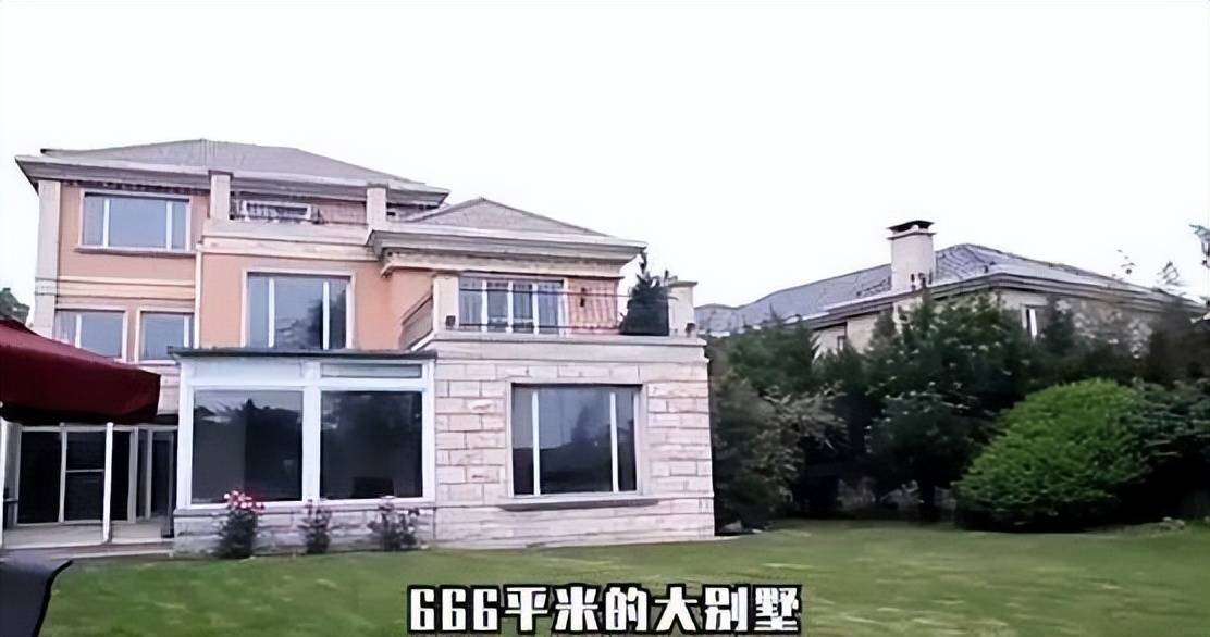 原创                王诗龄晒劳斯莱斯,细看离婚后的李湘王岳伦资产