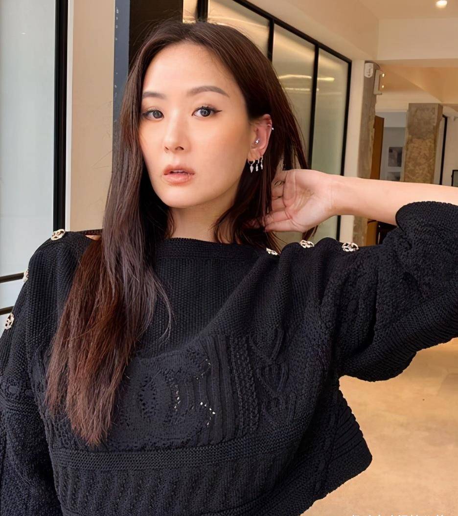 "台第一名媛"孙芸芸,花20万的包装狗,她到底多有钱?_事业_孙道存_廖镇