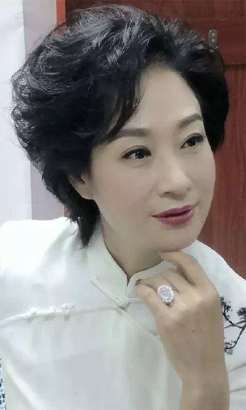 程派大师姐李海燕与唯一男旦杨磊的恩怨是非