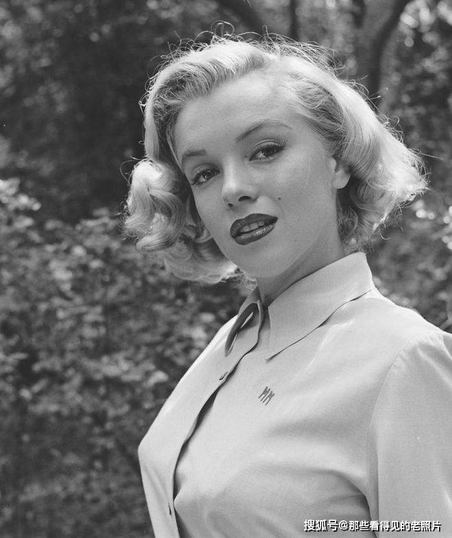 美国影星玛丽莲·梦露 一颦一笑 无不充满了诱惑力_clark_杂志_照片