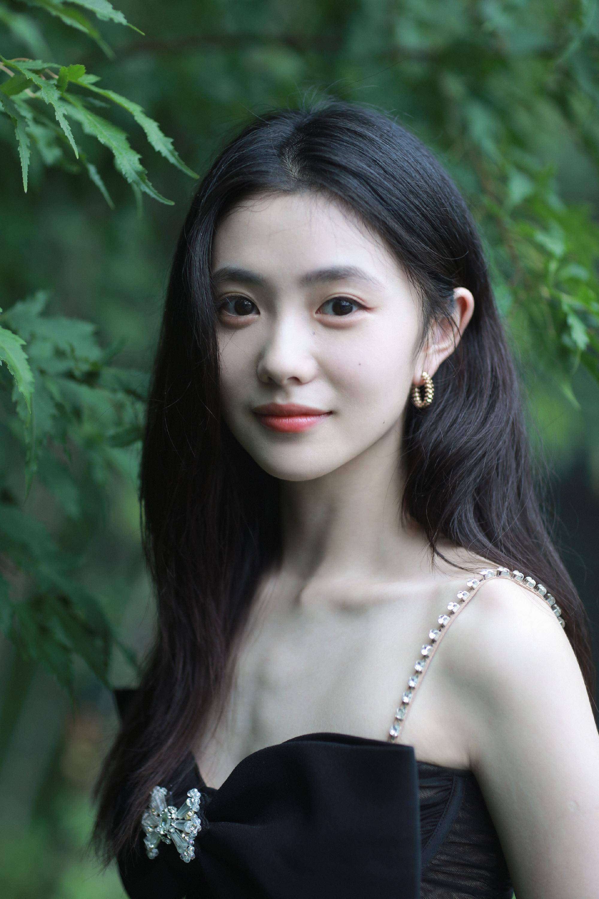 张晚意 周也 杨紫 王凯 檀健次 赵露思 蔡徐坤 罗云熙 白鹿_蒋依依