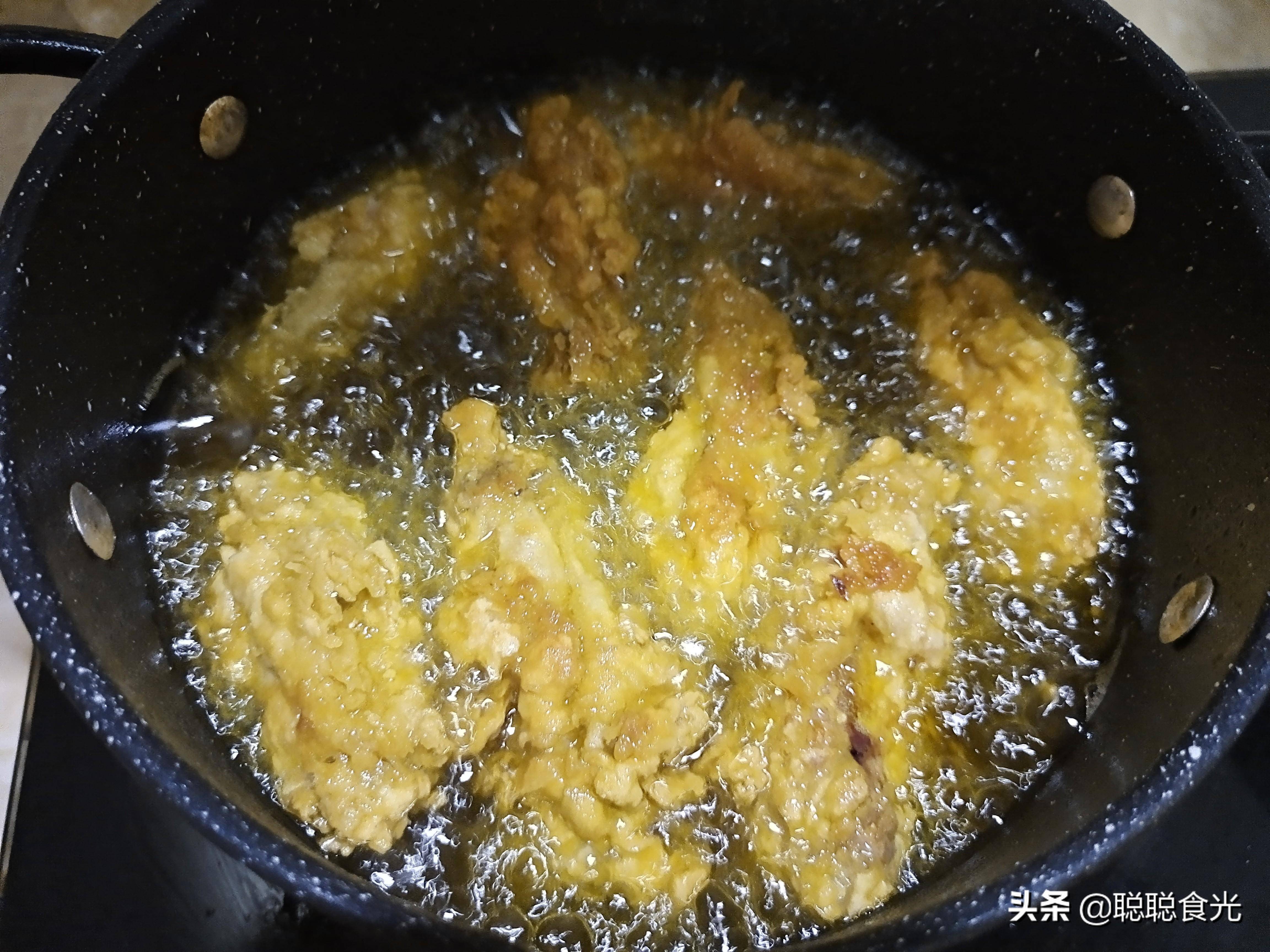 过年做炸货,教你"万用脆皮糊"的做法,炸啥都香,酥脆不回软_鸡翅_时候