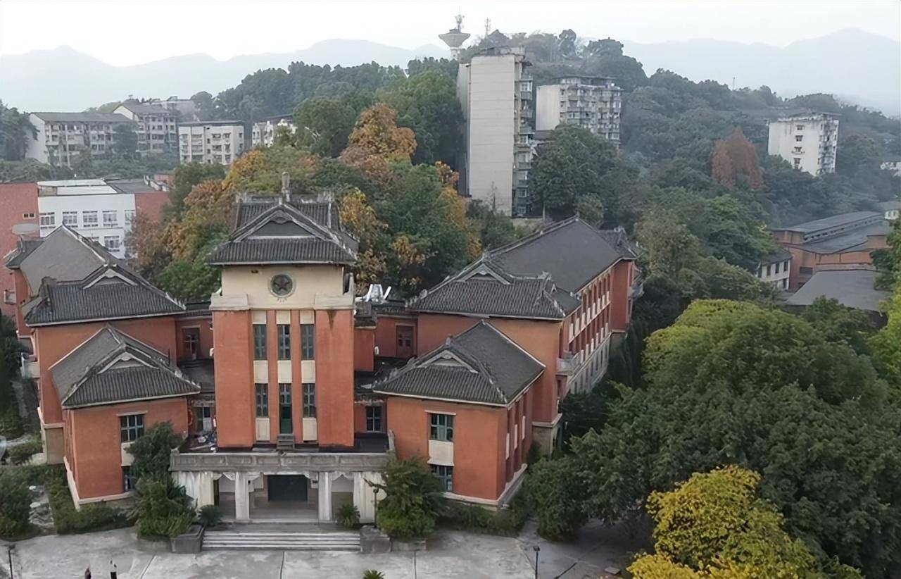 竟是一座荒废了20年的大学,实在太可惜_渝州_重庆_校园
