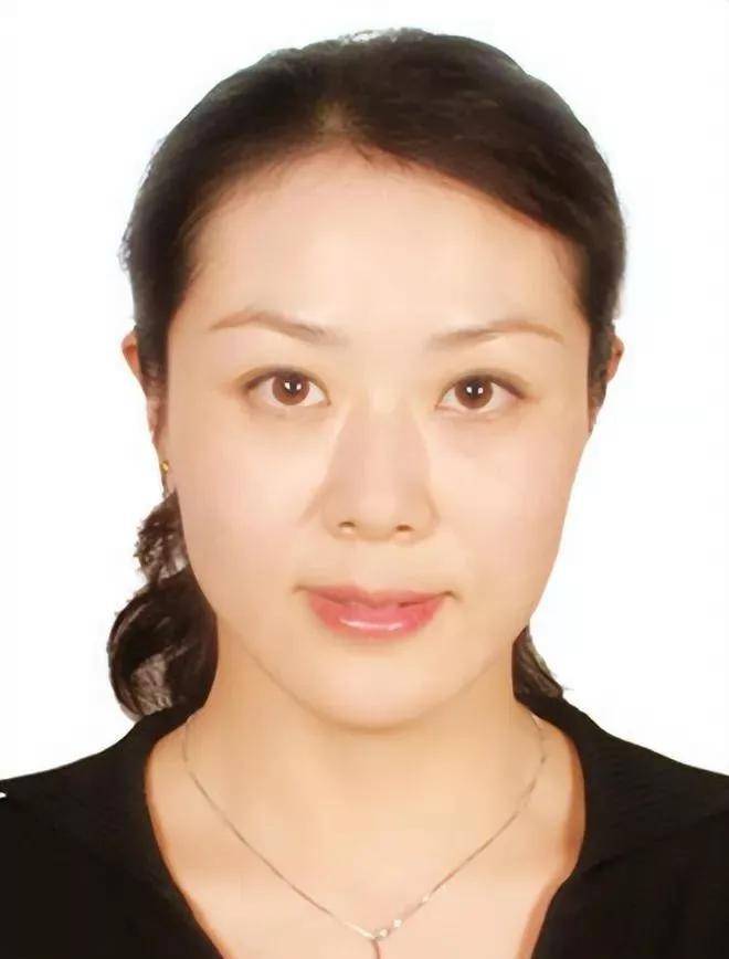 原广东省中山市委副秘书长,市委接待办主任,市科协书记邓洁,1968年10