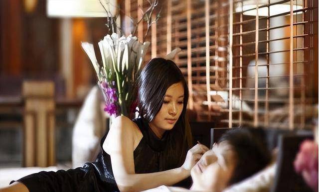 "采耳"还是"采花"?