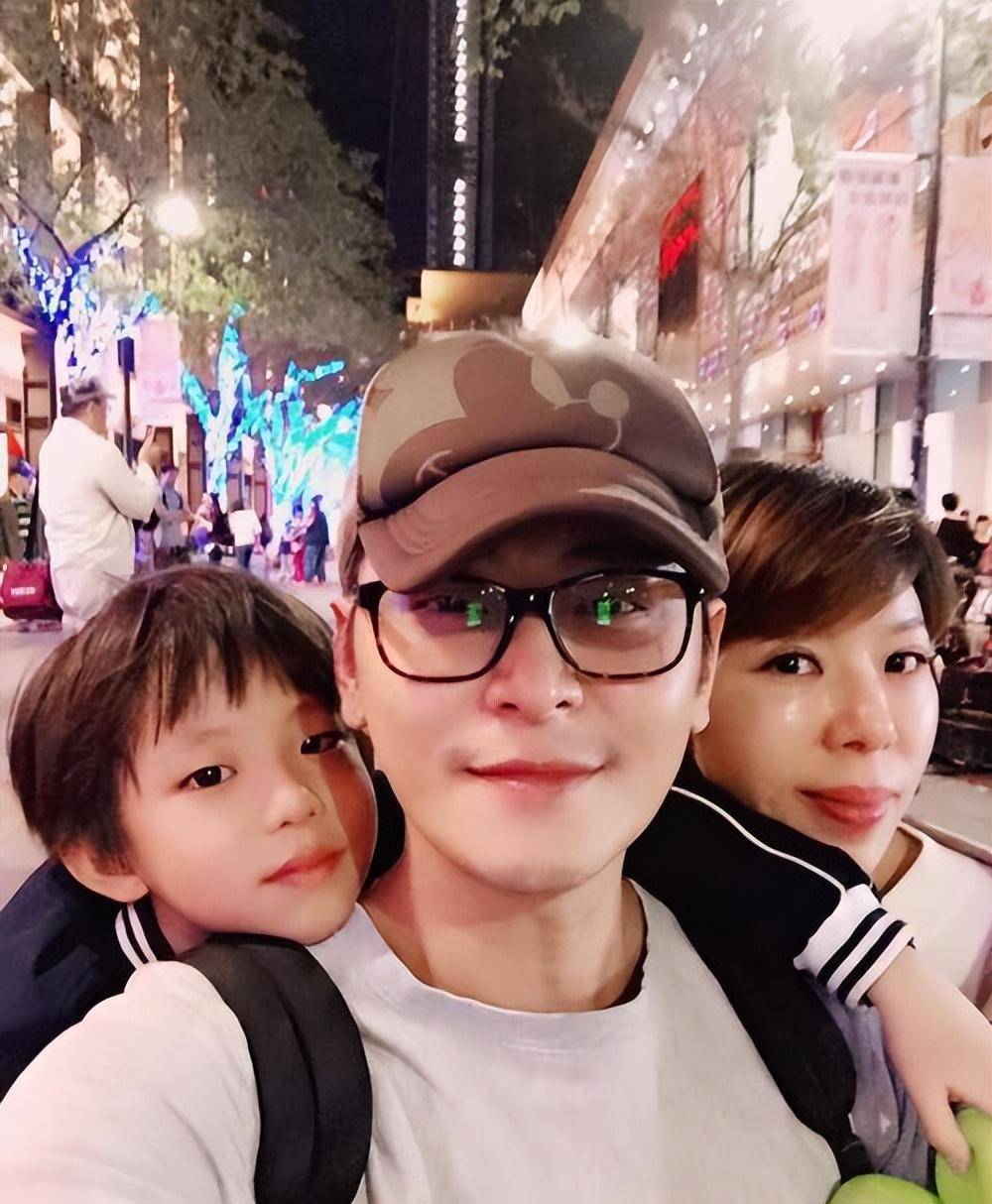 扮相宜古宜今,还种菜做饭画画,这样的男星给我来一打_陈冠霖_郑仲茵