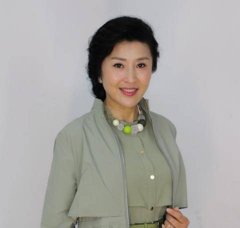 马海燕,剧中饰演潘台长,杨紫亲妈最后介绍一位剧中的重磅演员马海燕