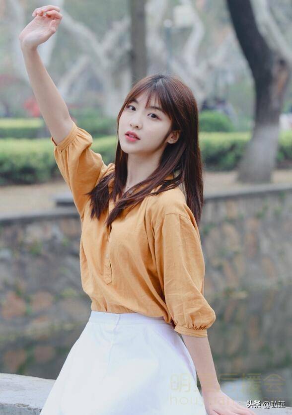 《差等生乔曦》,其在片中饰演的是外表漂亮可爱,却正值青春叛逆期的