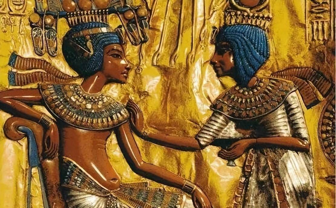 而且在古埃及国王不允许只由男子担任,而是必须一男一女担任.