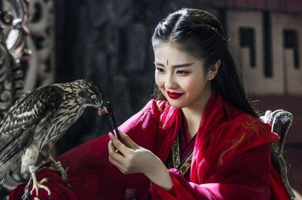 一个眼神就能演黑化?