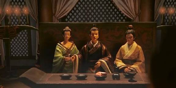 不爱江山爱男人的男皇帝,最终要了爱人的性命,也断送了大汉江山_董贤