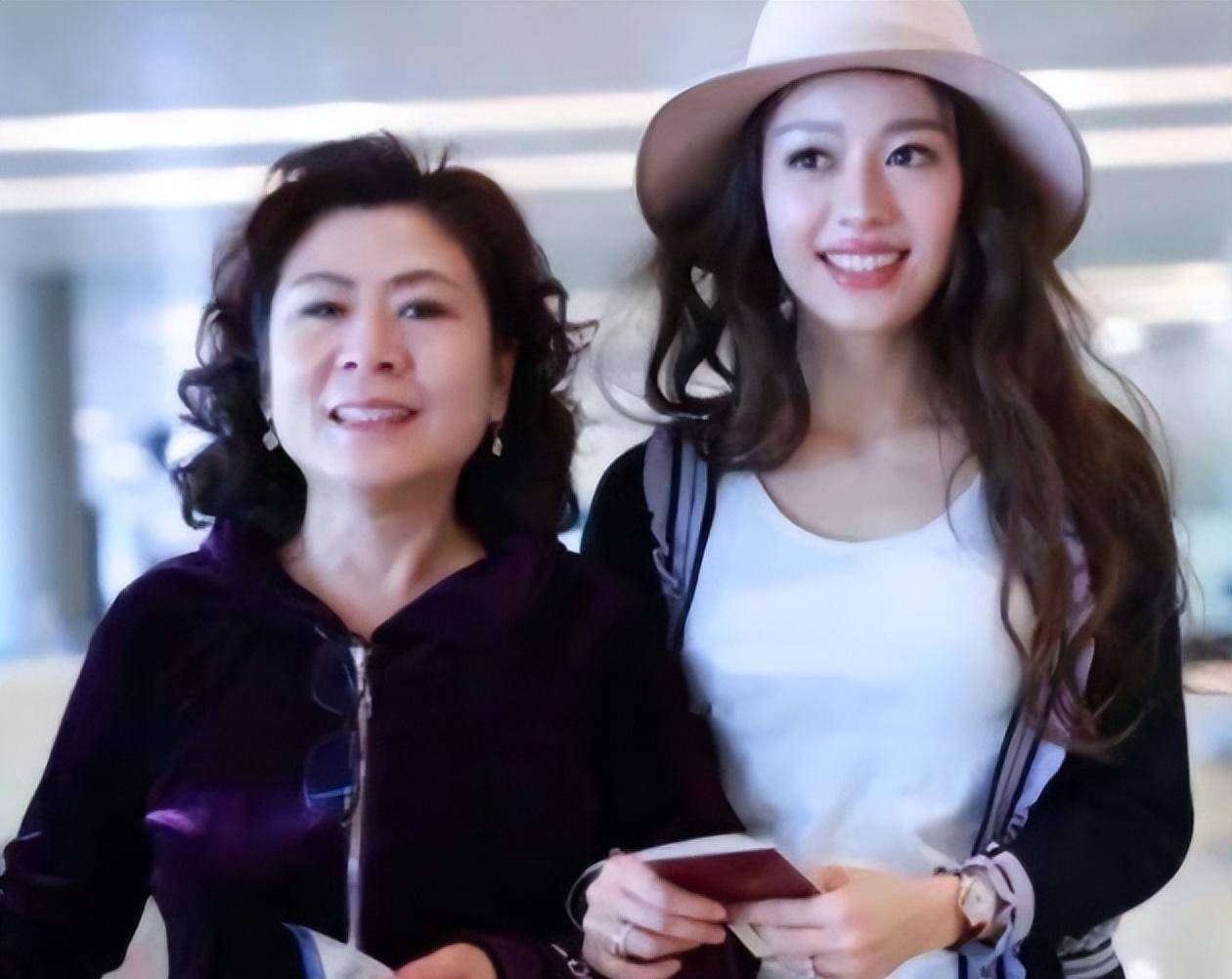 吉娜称不是很依赖朗朗!