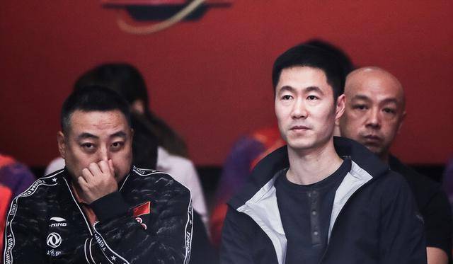 两大主力共用一个教练,樊振东转投刘恒门下,刘国梁到底想干啥_国乒