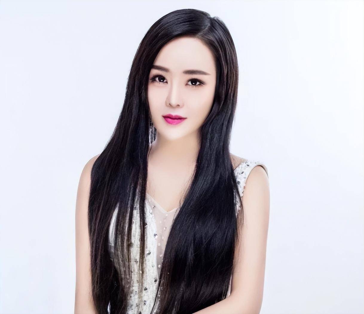 初瑞雪坚信辛巴不会出轨,放话:被狼爱过的女人,怎么会爱耗子?