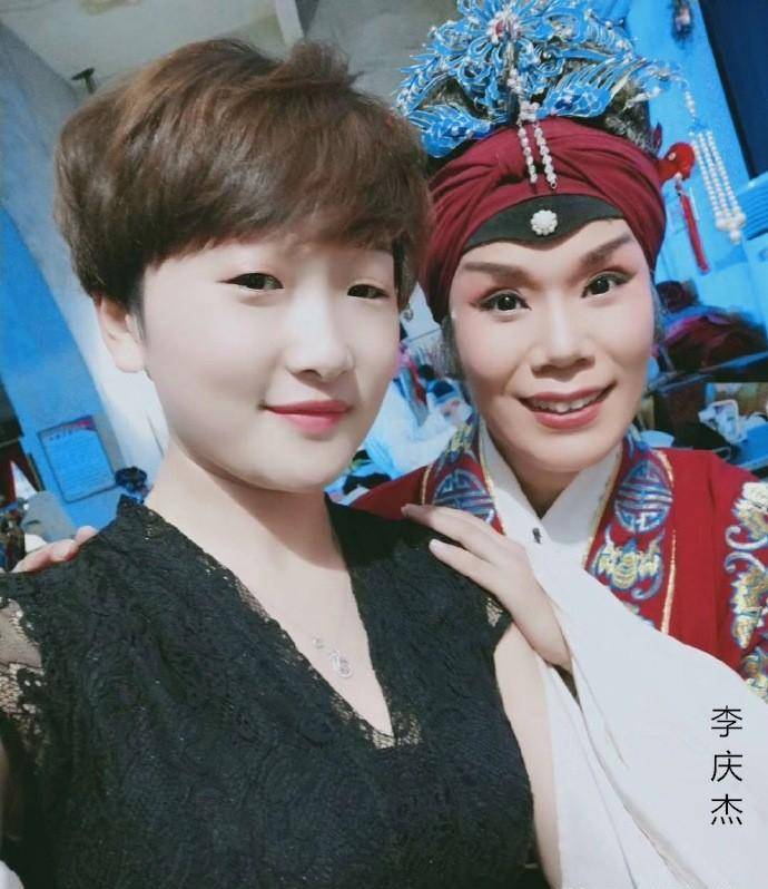 青年豫剧演员李庆杰讲述自己《金玉满堂》坎坷历程_戏曲_王希玲_爸爸