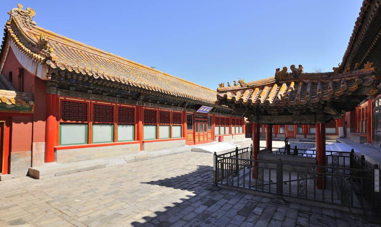 这一座博物馆如今位于安龙县新安镇的大同路,他在2003年的7月份开始