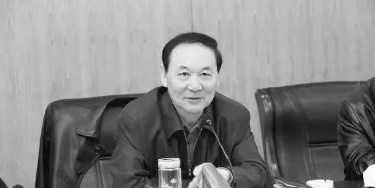 山西"吕梁头号官霸"张中生,敛财10亿获死刑,离任时有人送花圈_中阳县