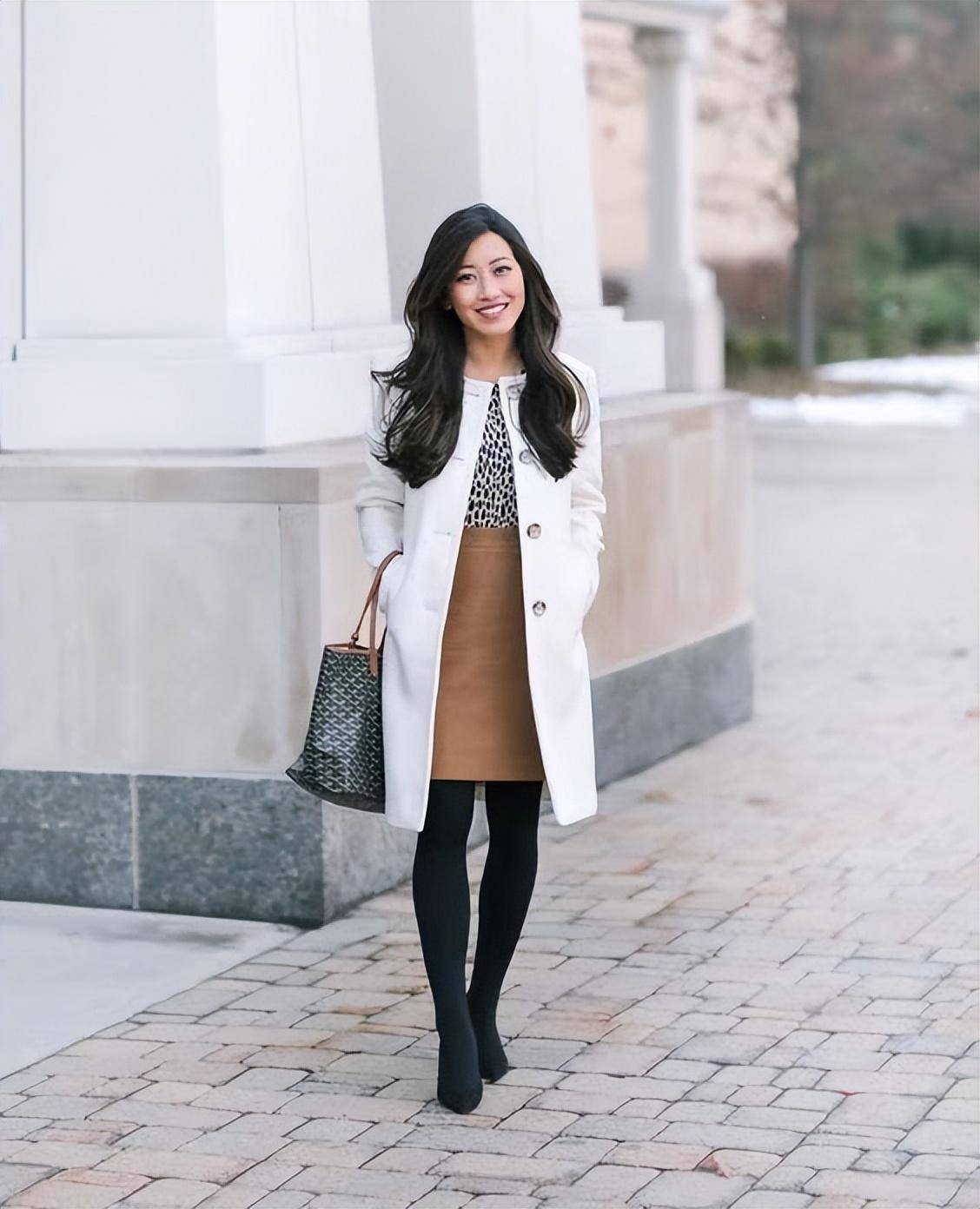 看这位博主,152cm 头大肩窄,照样时髦大方_小个子_女生_黑色