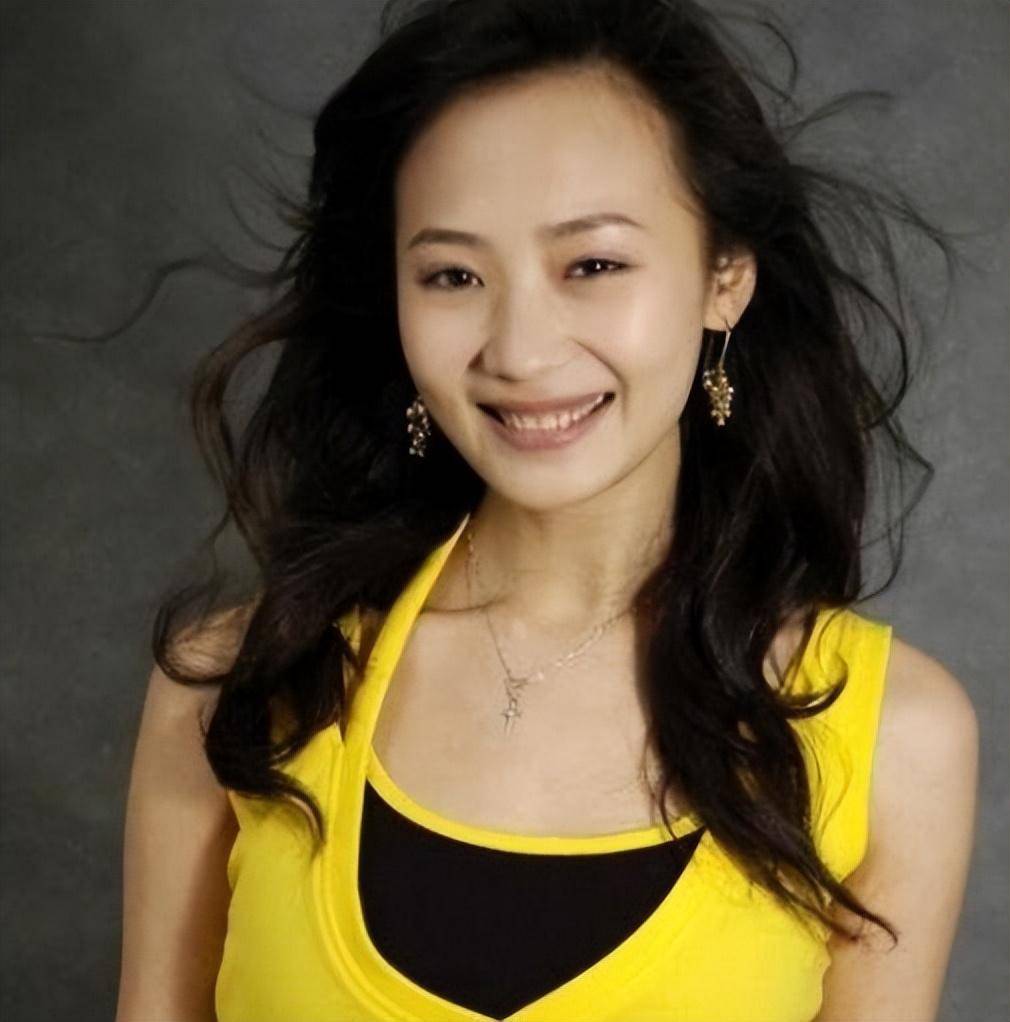 曲栅栅:嫁落魄黄海波,结婚7年苦尽甘来,女人越努力越幸运